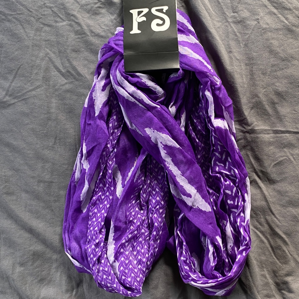 Purple Fashion Infinity Scarf Set - Picture 4 of 5